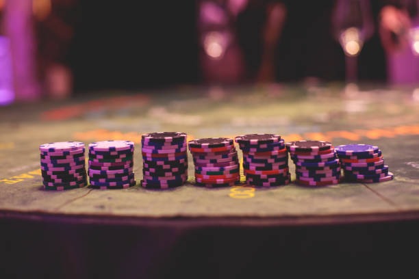Wild Coaster slot game interface showing five reels and payline structure
